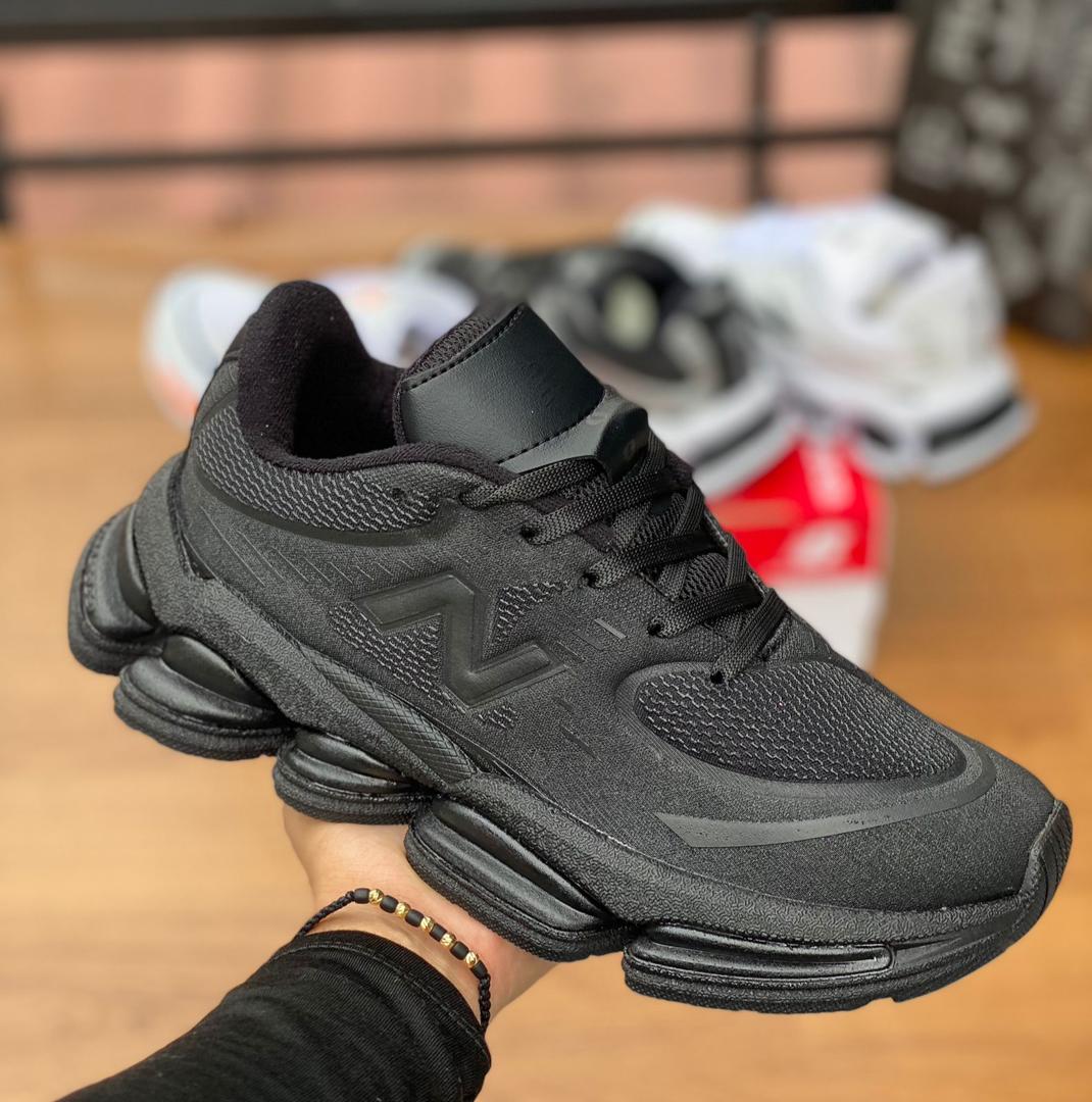 Tenis New Balance 2000 Full Negro